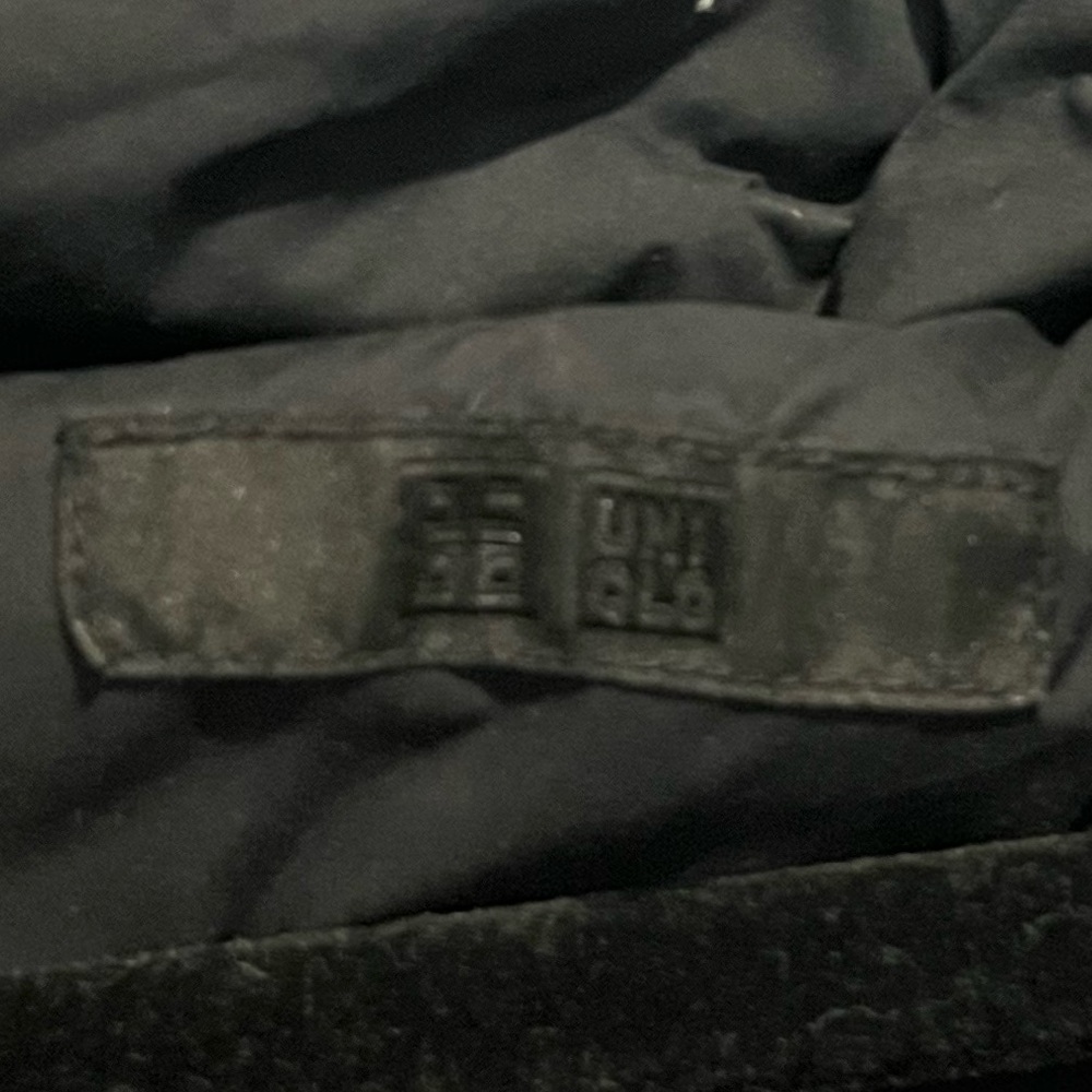 Uniqlo Women’s Long Black Puffer Coat with Fur Trim - Picture 3 of 3